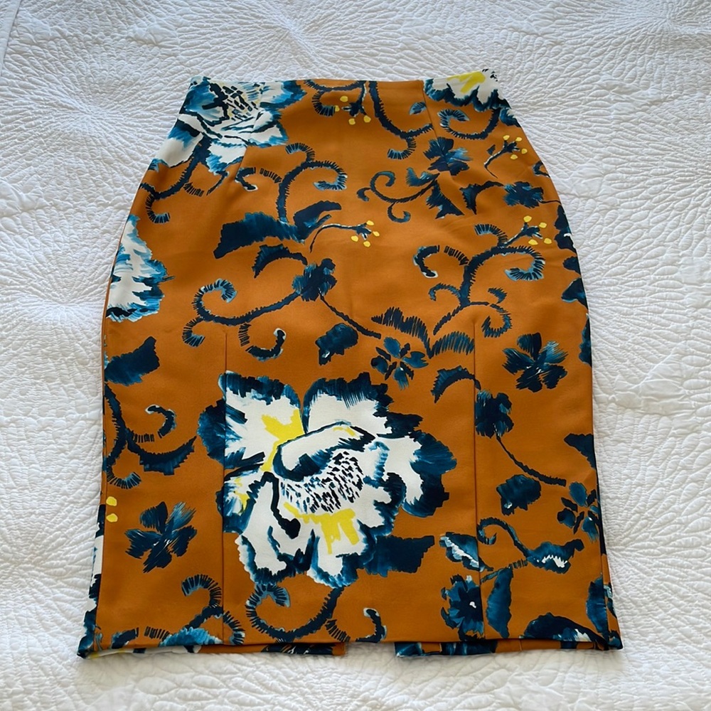 Pencil shirt